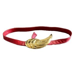 Vintage Alexis Kirk Red Adjustable Belt Gold Shell Shape Buckle 35"